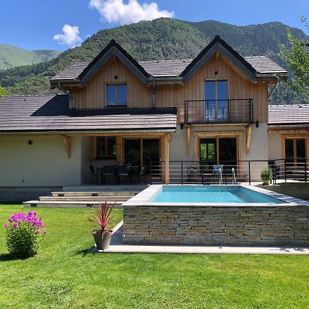 Chalet Barbara With Swimming Pool In The Heart Of Oisans Le Bourg-dʼOisans Εξωτερικό φωτογραφία